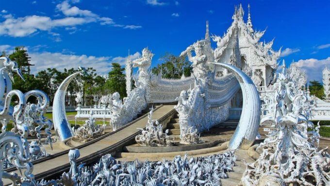 Chiang Mai: Chiang Rai White, Blue & Black Temples Day Tour - Black House: Baan Dam Museum