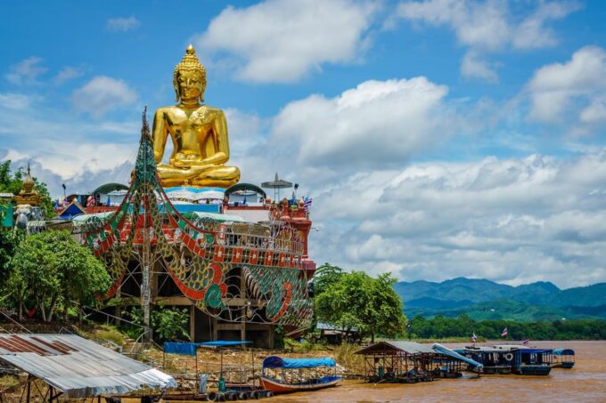 Chiang Mai: Chiang Rai White Temple and Blue Temple Day Tour - Frequently Asked Questions