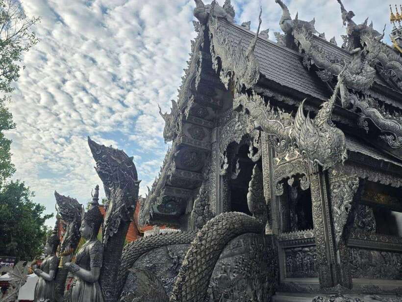 Chiang Mai City Tours With Professional Driver. - Discovering Local Markets and Cultural Experiences