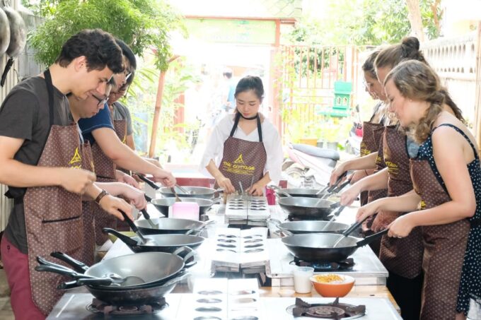 Chiang Mai: Cooking Class, Market and Thai Herbs Garden Tour - Hands-on Cooking Session