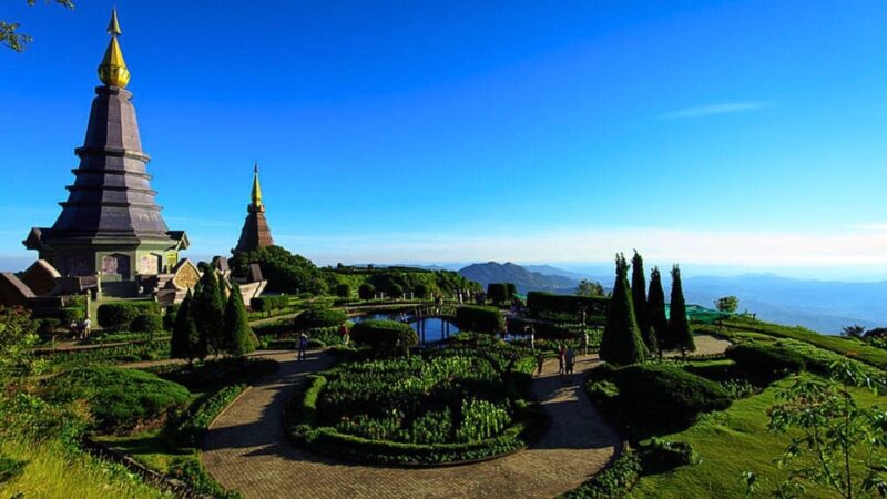 Chiang Mai: Doi Inthanon National Park and Pha Dok Siew Trek - Savoring the Thai Lunch Experience