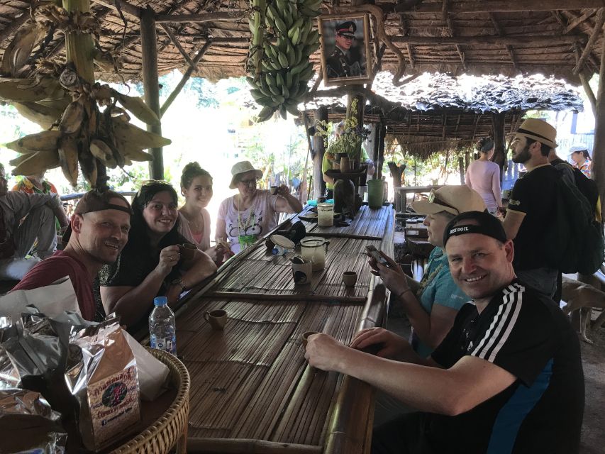 Chiang Mai: Doi Inthanon National Park Visit and Guided Hike - Twin Pagodas of the Royals