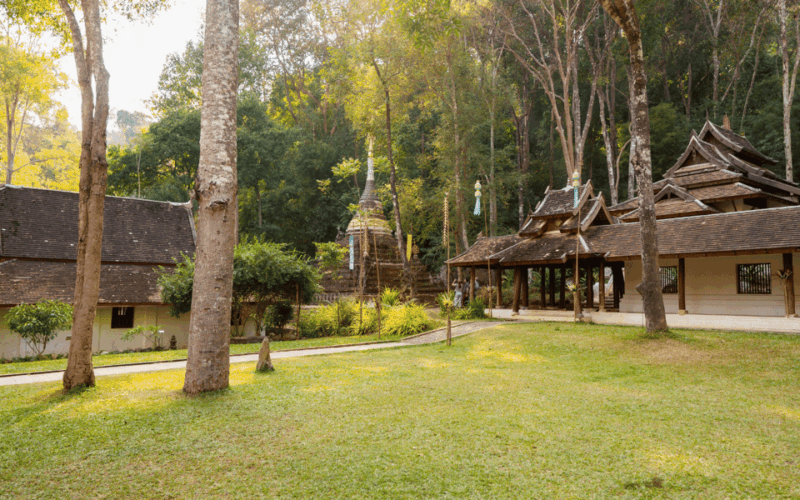 Chiang Mai: Doi Suthep Temple and Waterfall by Songtaew Trio - Meeting Point and Recommendations