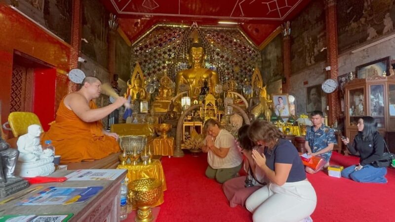 Chiang Mai: Elephant Sanctuary, Monk Trail & Doi Suthep Tour - Wat Phra That Doi Suthep Visit