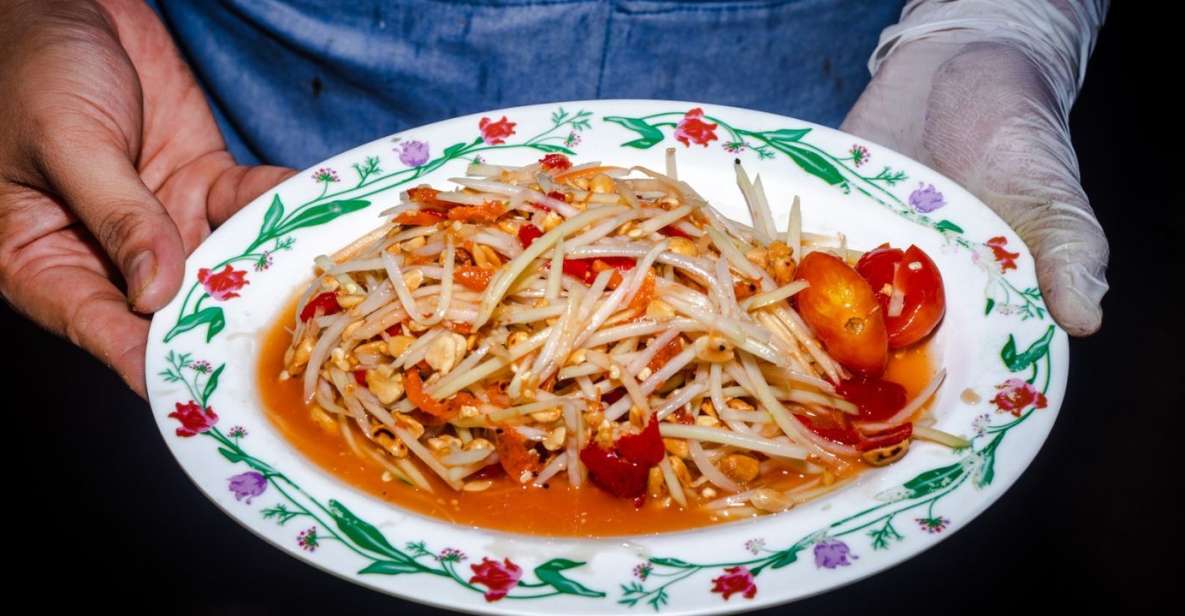 Chiang Mai: Food Tour by Songtheaw Truck With 15+ Tastings - Northern Thai Cuisine