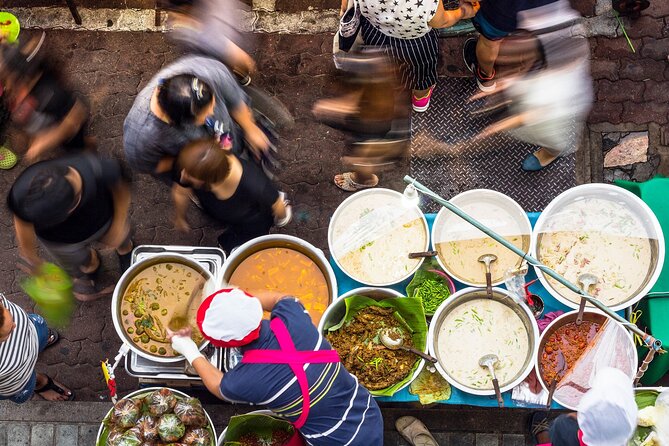 Chiang Mai Michelin Food Walking Tour With Professional Tour Guide - Customer Feedback and Ratings