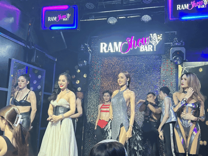 Chiang Mai: Queer Culture Unveiled With Transfer and Dinner - Dinner and Local Cuisine