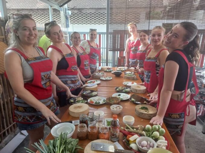 Chiang Mai: Small Group Thai Cooking Class With Market Tour - Creating Your Own Menu
