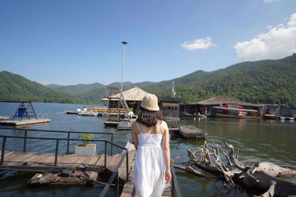 Chiang Mai: Sticky Waterfall & Srilanna National Park Kayak - Longtail Boat to Floating House