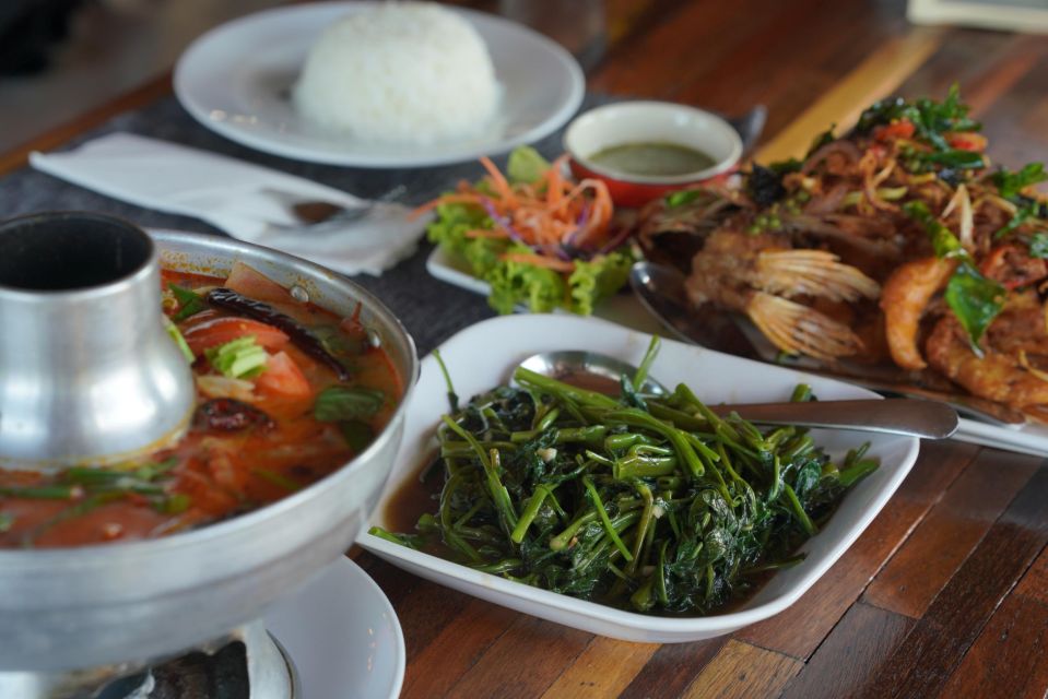 Chiang Mai: Sticky Waterfall & Srilanna National Park Kayak - Lunch at the Floating Restaurant