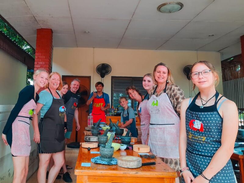Chiang Mai: Thai Cooking Class With Market Tour - Customer Feedback