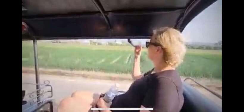 Chiang Mai: Tuk Tuk Driving Experience - Driving Experience