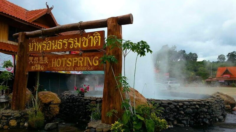 Chiang Mai : White and Blue Temples and Lalita Cafe - Inclusions and Additional Fees