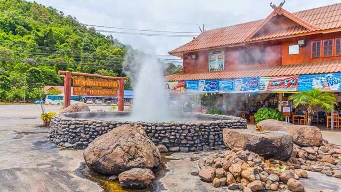 Chiang Mai: White, Blue & Big Buddha Temples in Chiang Rai - Customer Reviews