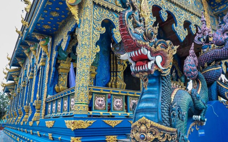 Chiang Rai: Guided Full-Day Highlights Tour With Thai Lunch - Visiting Wat Rong Khun