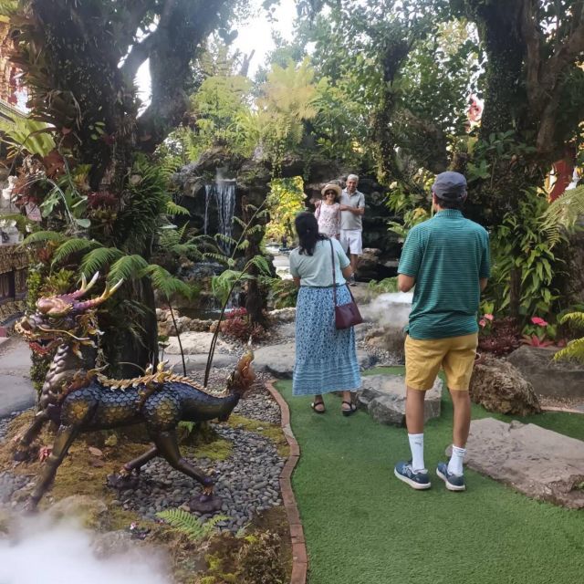 Chiang Rai: Temples Trip With Sang Kaew and Lalitta Cafe - Customer Reviews and Ratings