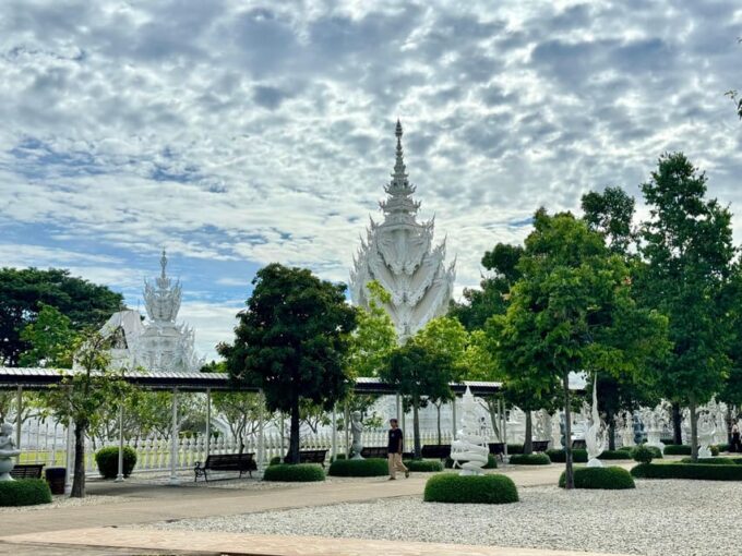 Chiang Rai: Wonderful Temples & 7 Major Sites | Buffet Lunch - Frequently Asked Questions