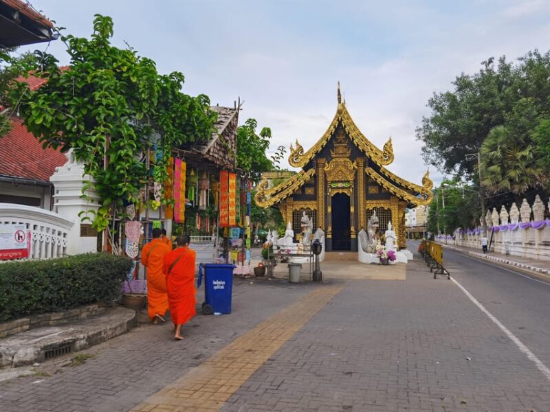 Chiangmai: Temple and City Walking Tour With Exmonk Part 1 - Dress Code and Restrictions for the Tour