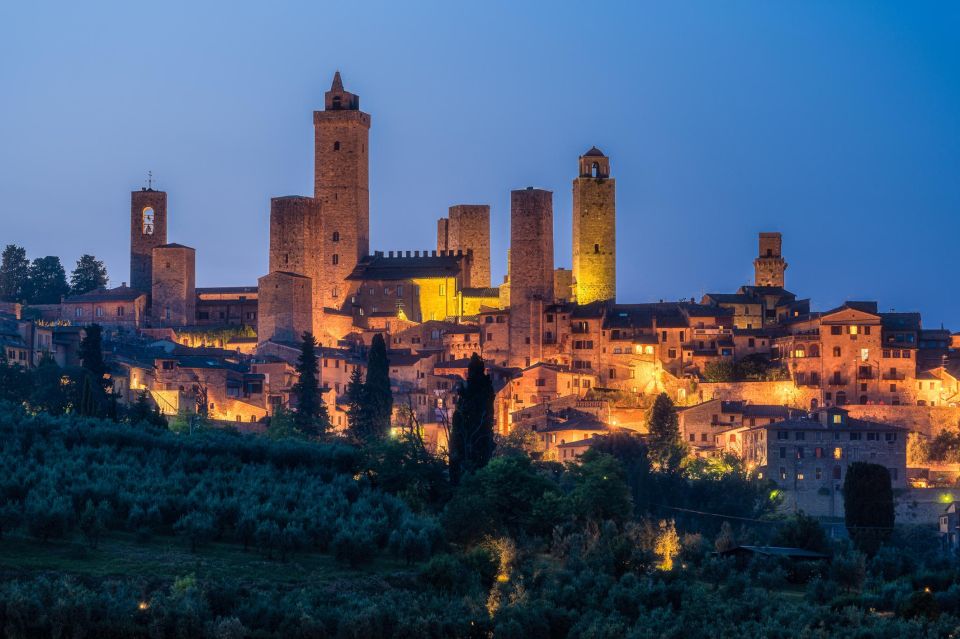Chianti and San Giminiano Wine Tour - Private Experience - Key Points