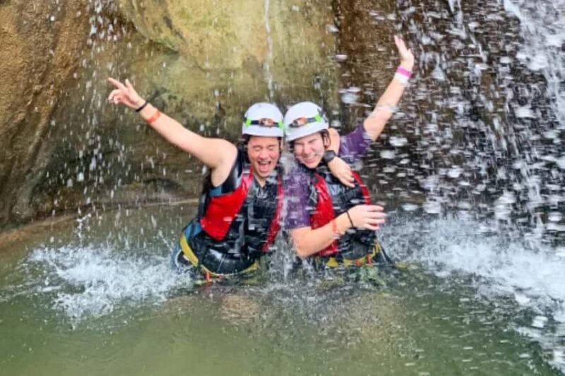 Chiapas: Canyoning Adventure at El Chorreadero Cave - An In-Depth Look at the Canyoning Experience in El Chorreadero Cave