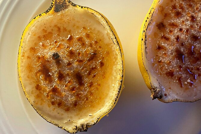 Chic Multi-Course Dinner at the Foot of Montmartre in Paris - Beverages and Pairings