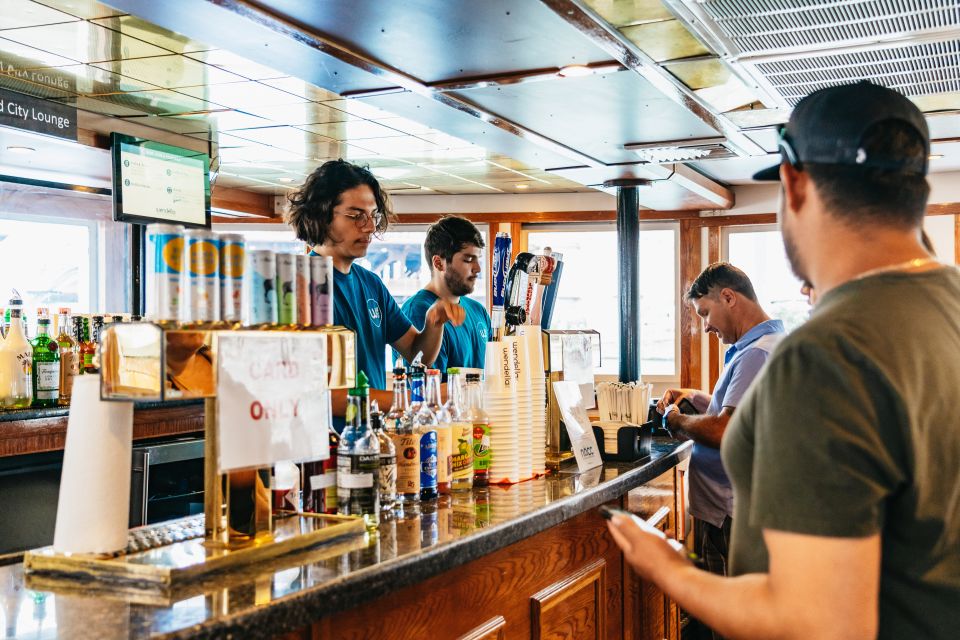 Chicago: 1.5-Hour Lake and River Architecture Cruise - What to Expect