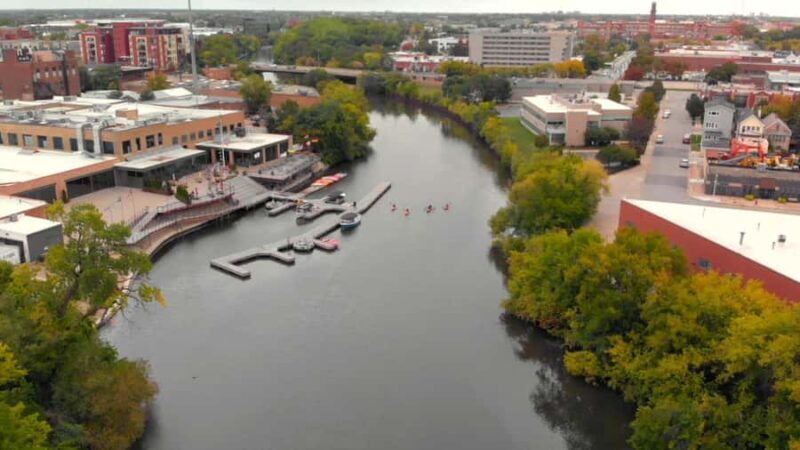 Chicago: 2-Hour Kayak Rental from North Rockwell - A Closer Look at the Experience