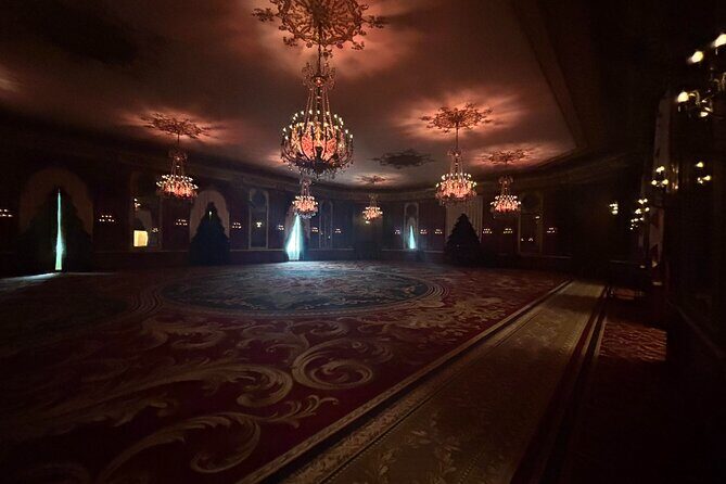 Chicago Architecture and Ghost Tour - An In-Depth Look at the Chicago Architecture and Ghost Tour