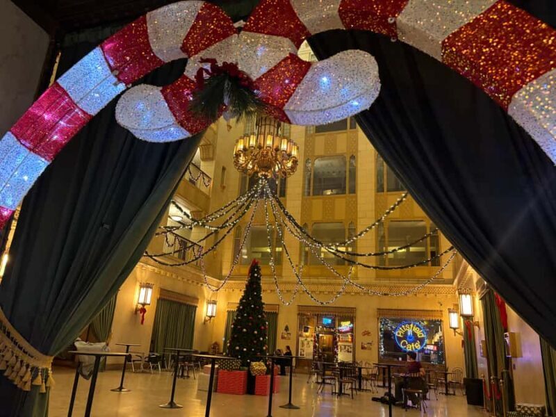 Chicago Architecture and True Crime Tour: Christmas Edition - Analyzing the Chicago Architecture and True Crime Tour: Christmas Edition