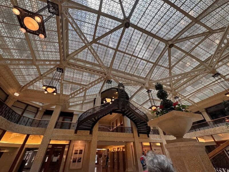 Chicago: Architecture & True Crime History - The Practical Side