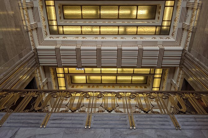 Chicago Architecture Walking Tour: Incredible Art Deco Interiors - Landmark Buildings Often Missed by Other Tours
