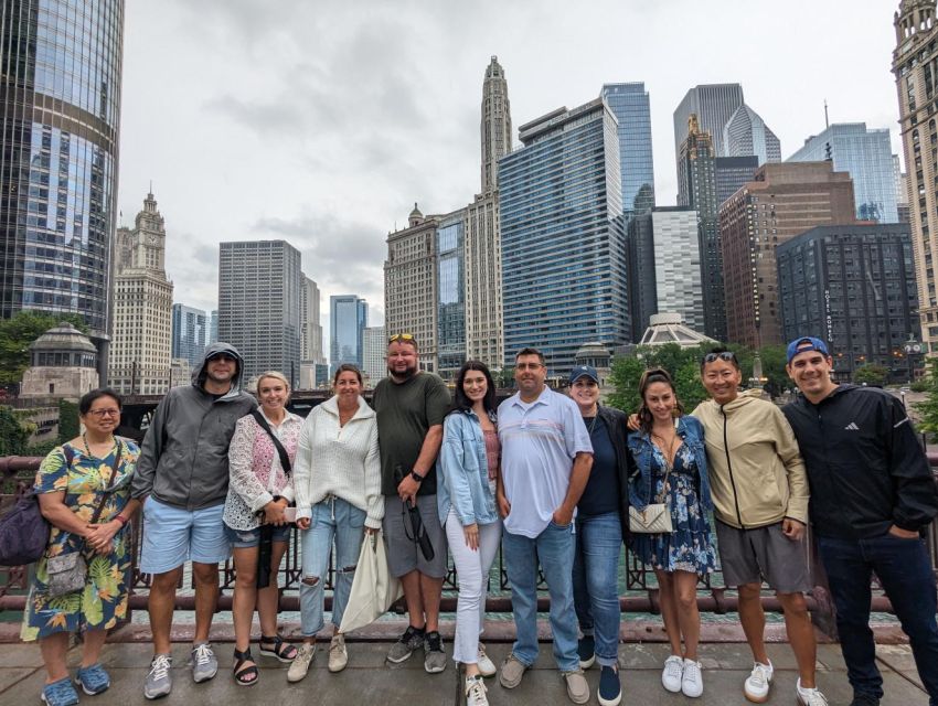 Chicago: Best of Attractions Walking Tour +Bike/Kayak Rental - Tour Duration and Language