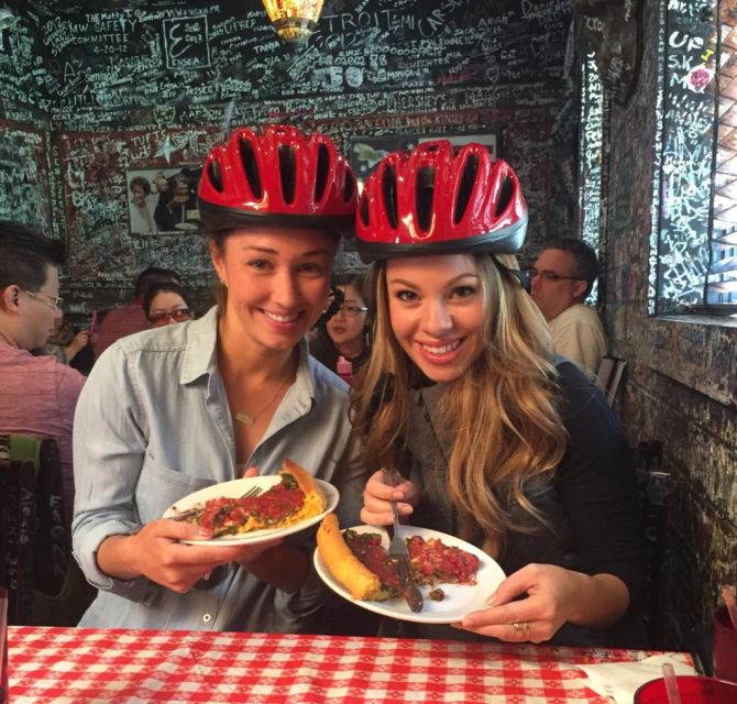 Chicago: Bikes, Bites, and Brews Biking Tour - Exploring Chicagos Neighborhoods