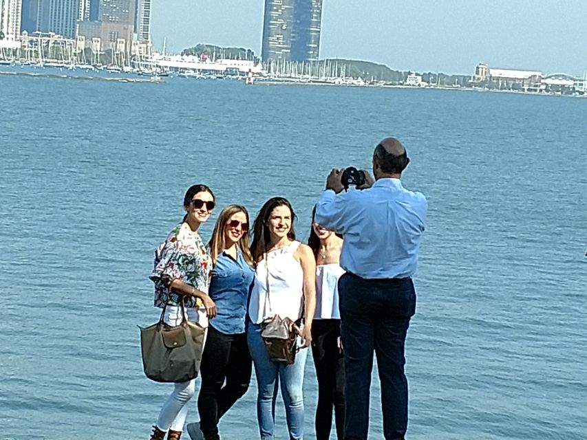 Chicago: City Minibus Tour With Optional Architecture Cruise - Cruise Option