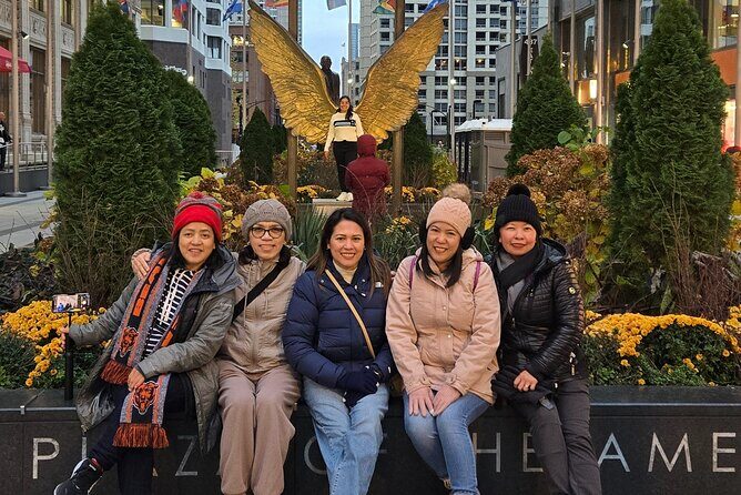 Chicago City's Iconic Sights and Suburb Gems Tour - A Deep Dive into the Itinerary