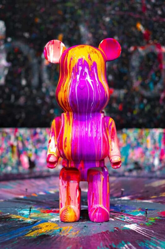 Chicago: Creative Team Building - Paint Your Own Fluid Bear - What to Expect at This Creative Activity