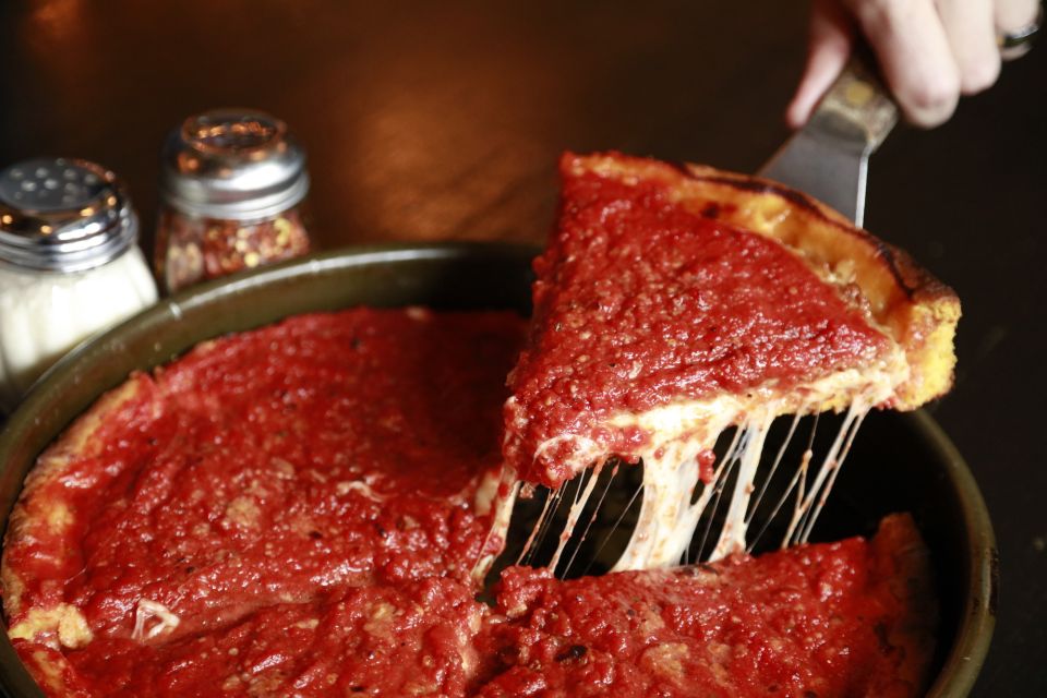 Chicago: Downtown Pizza Guided Walking Tour With Tastings - Inclusions and Exclusions
