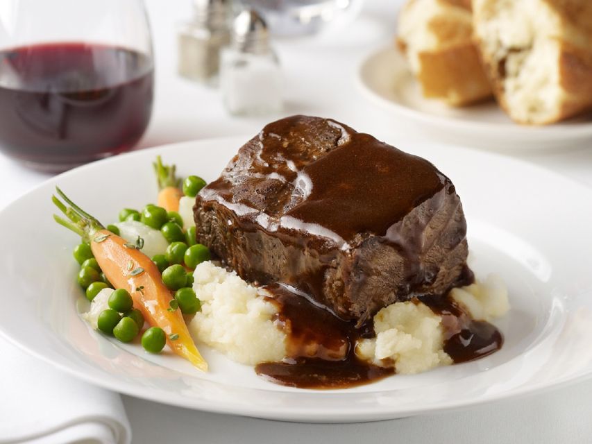 Chicago: Fireworks Gourmet Dinner Cruise on Lake Michigan - Inclusions and Exclusions