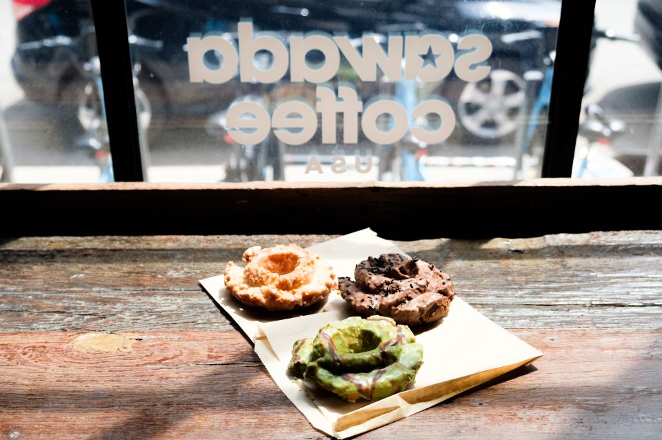 Chicago: Fulton Market Donut Adventure With Tastings - Voodoo Donuts