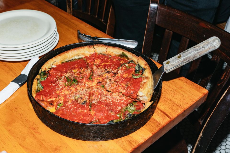 Chicago: Gangsters and Food Tasting Walking Tour - Cathedral With Gangster Shootout