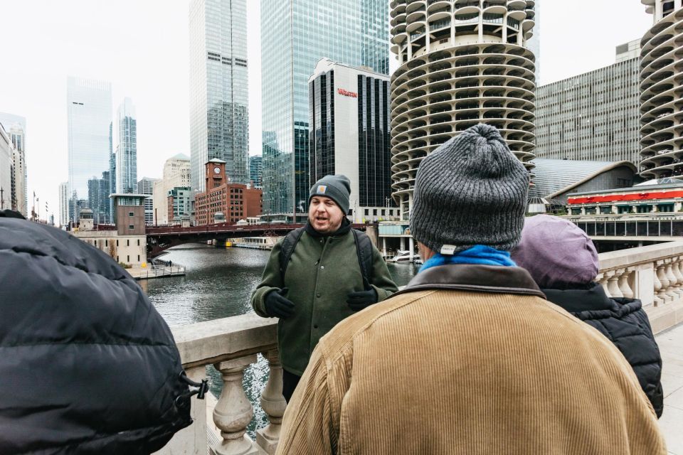 Chicago: Gangsters and Ghosts Guided Walking Tour - Meeting Point and Itinerary