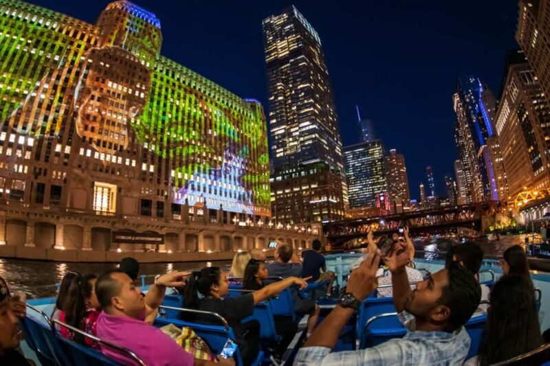 Chicago: Historic Gangsters & Twilight Tales Night Cruise - An In-Depth Look at the Chicago Night Cruise Experience