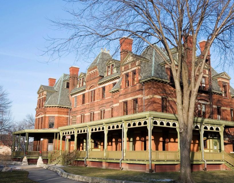 Chicago Historic Pullman Company Town Private Walking Tour - Historical Insights and Inclusions
