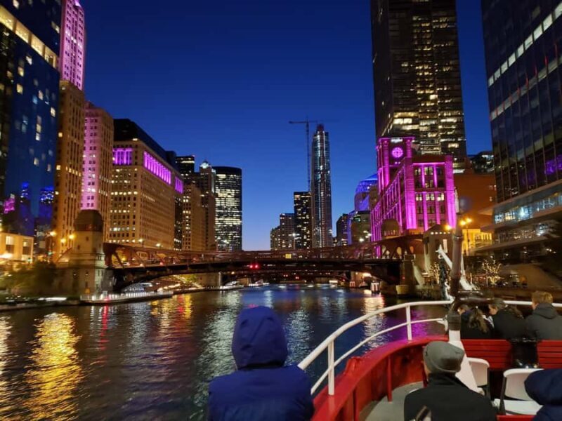Chicago: Historical Lake and River Fireboat Cruise - A Closer Look at the Experience