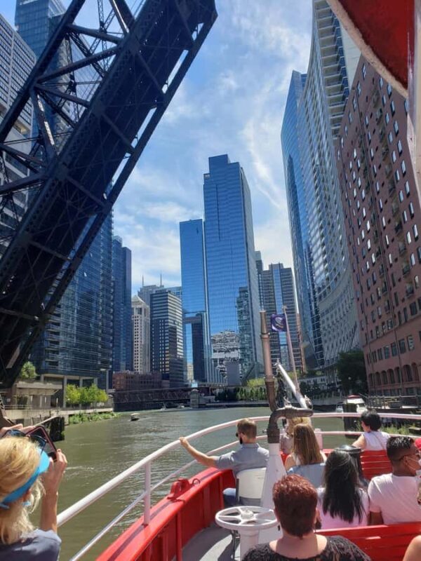 Chicago: Historical Lake and River Fireboat Cruise - FAQs