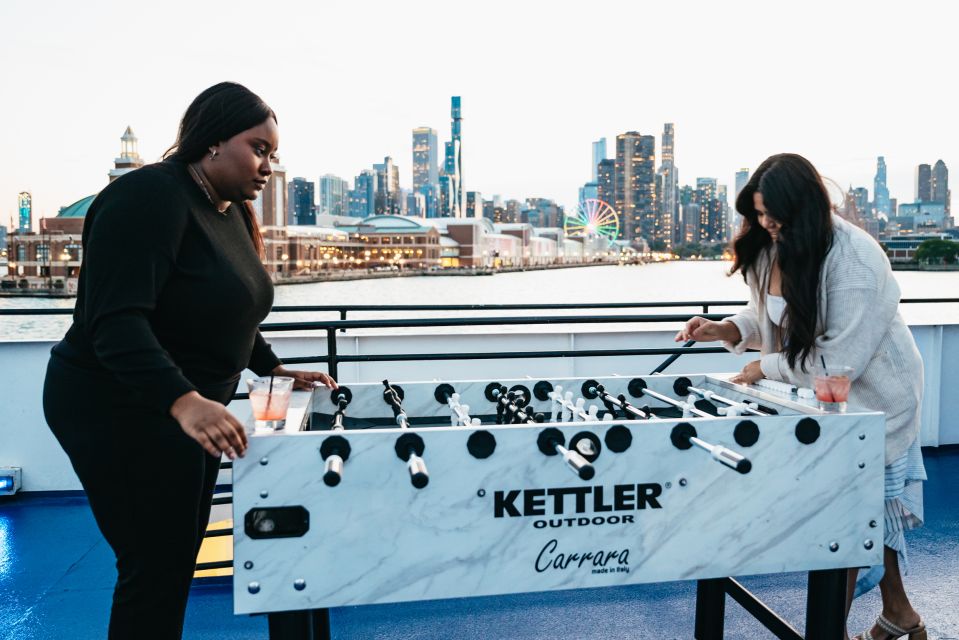 Chicago: Lake Michigan Buffet Brunch, Lunch or Dinner Cruise - Reservation and Boarding