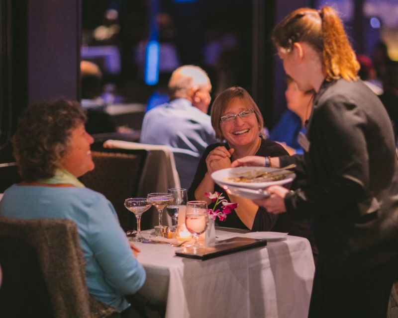 Chicago: Lake Michigan Gourmet Brunch/Lunch/Dinner Cruise - Dress Code and Policies