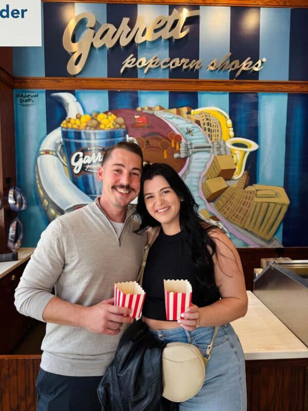 Chicago: Loop Food Tour of 6 Tastings with Deep Dish Pizza - Insights from Travelers and Guides