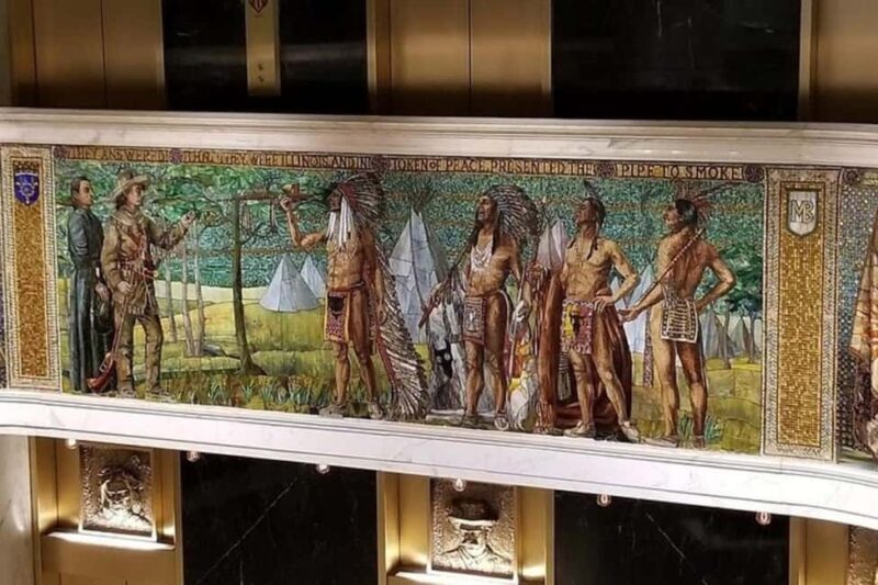 Chicago: Loop Neighborhood Guided Walking Tour - Discovering the Heart of Chicago