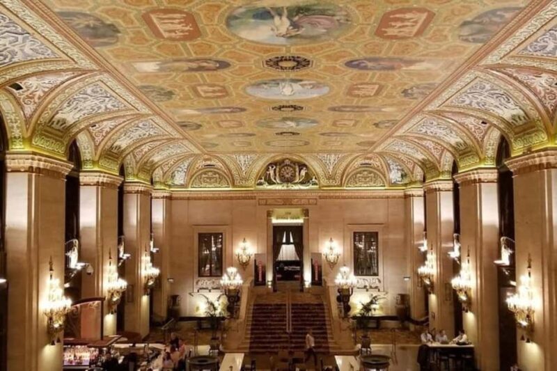 Chicago: Loop Neighborhood Guided Walking Tour - What to Expect During the Tour